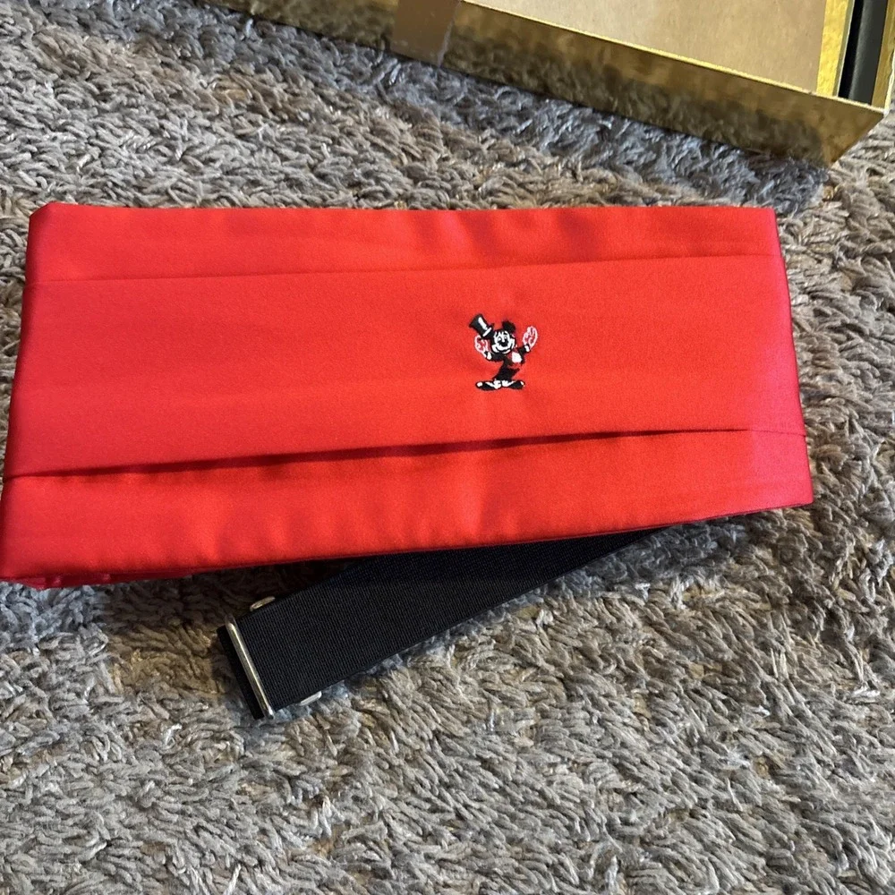 Vintage Disney‎ MickeyMouse Red Tuxedo cummerbund belt And Bow Tie